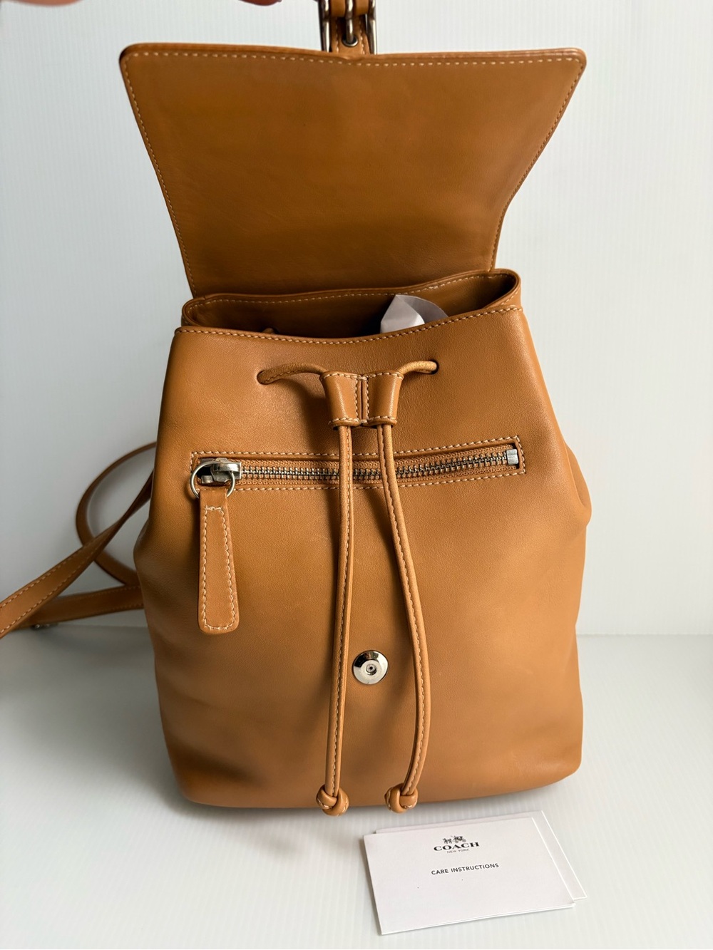 Vintage COACH Caramel Tan Leather Backpack with Buckle Drawstring - Picture 4 of 17